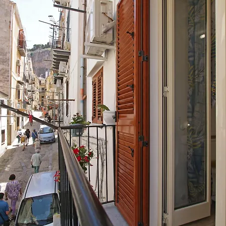 Benvenuti Al Sud Bed & Breakfast 4*